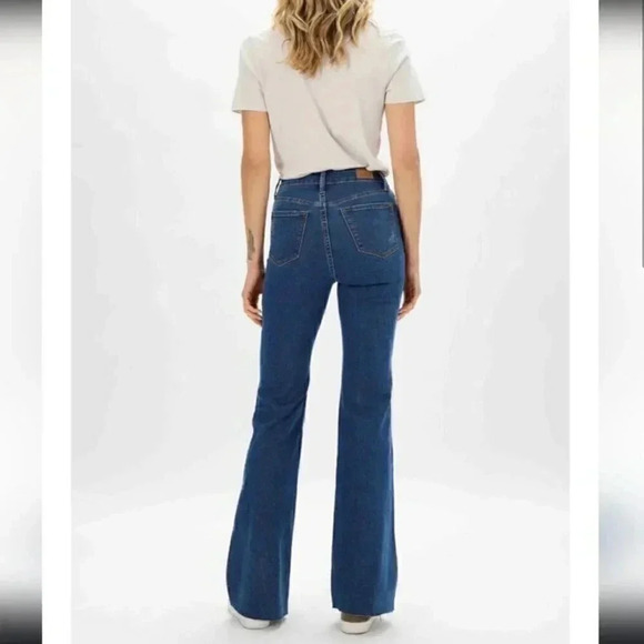 Judy Blue Size 5/27 Flare Dark Wash Blue Jeans Casual Stretch Figure Flattering - Picture 1 of 15
